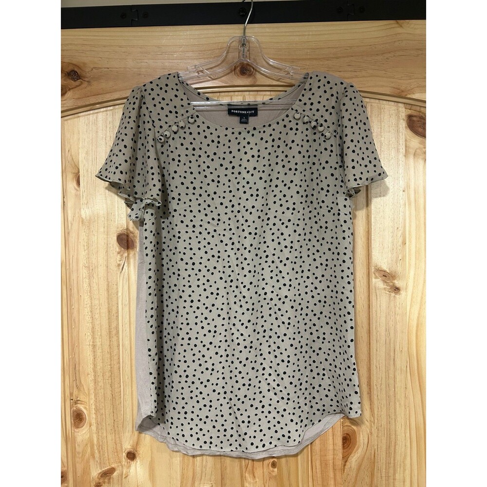 Fortune & Ivy Short Sleeve Top Beige Black Dots NWT Size Small